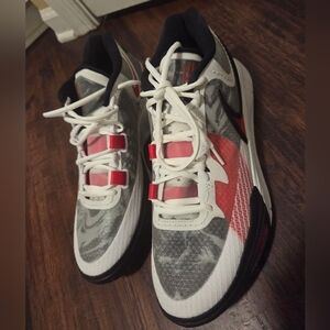 Kyrie 8 'White University Red/Black Men Sz 12